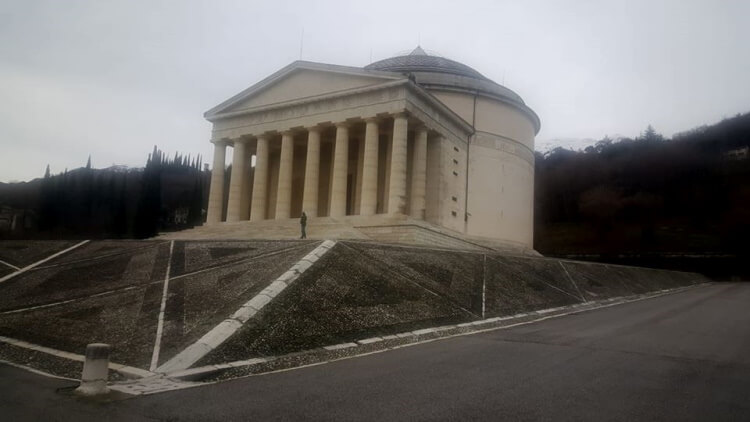 Canovian-temple-possagno-paola-pin